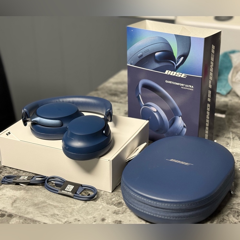 Bose Quiet Comfort Ultra QC Lunar Blue ๐๐ง - Picture 3 of 7
